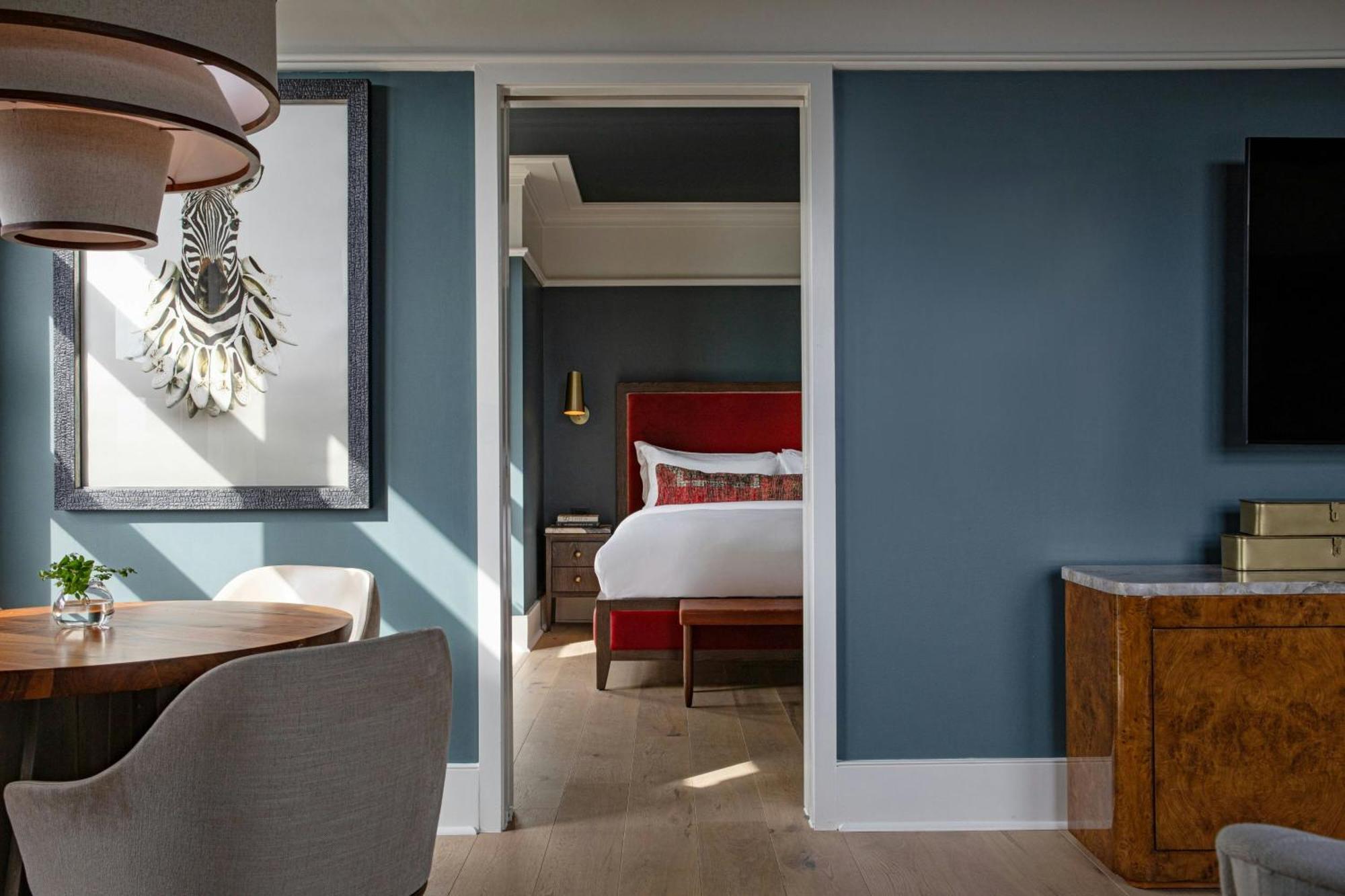 Perry Lane Hotel, A Luxury Collection Hotel, סוואנה מראה חיצוני תמונה