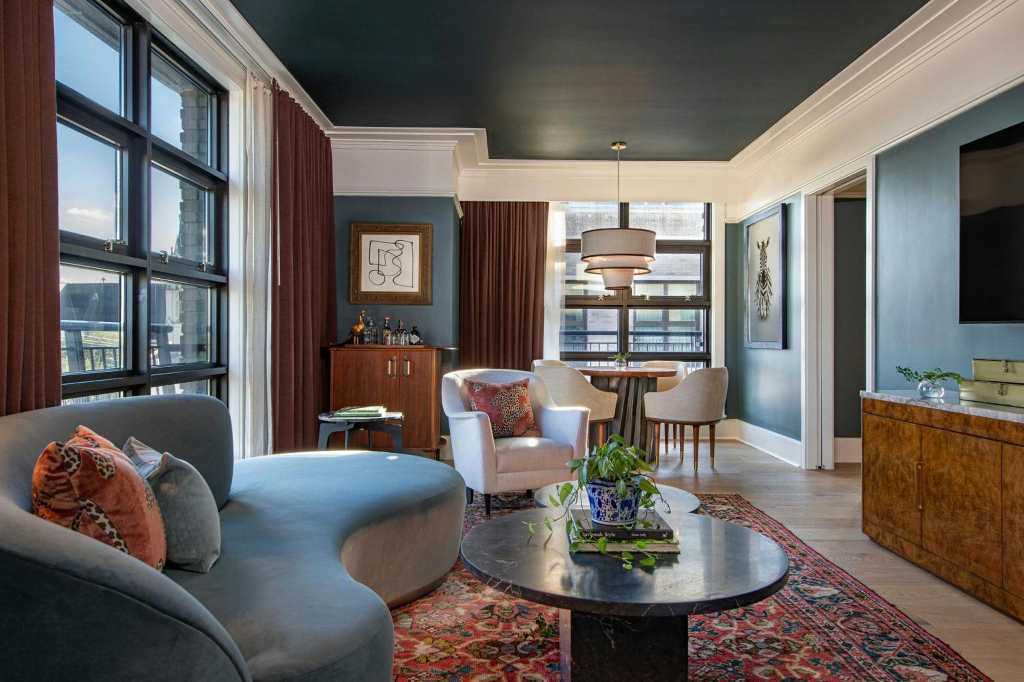 Perry Lane Hotel, A Luxury Collection Hotel, סוואנה מראה חיצוני תמונה